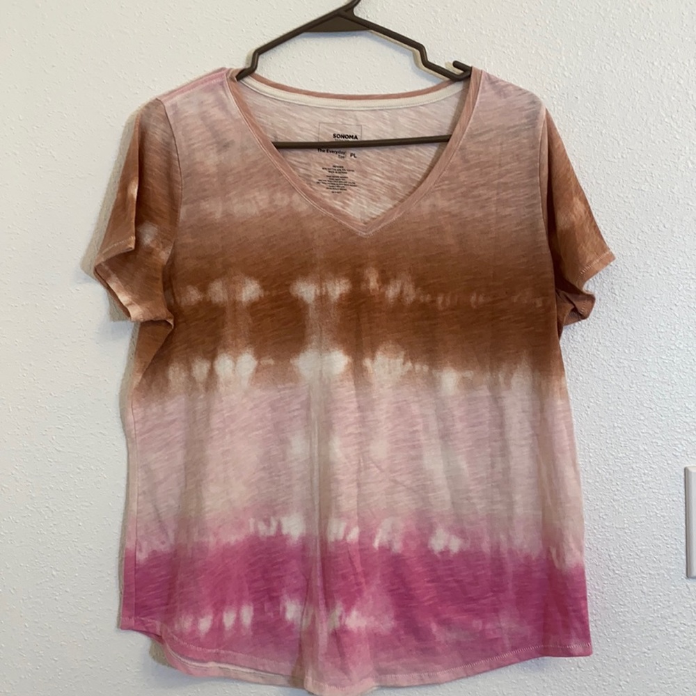 Sonoma petite large tie dye vneck top everyday tee
